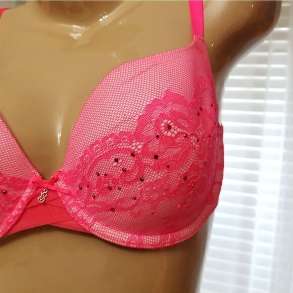 32DD Victoria's Secret Pink Lined Bra - Picture 6 of 7
